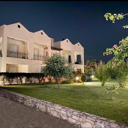 Rethymnian Modern Apartment Adelianos Kampos Exterior foto