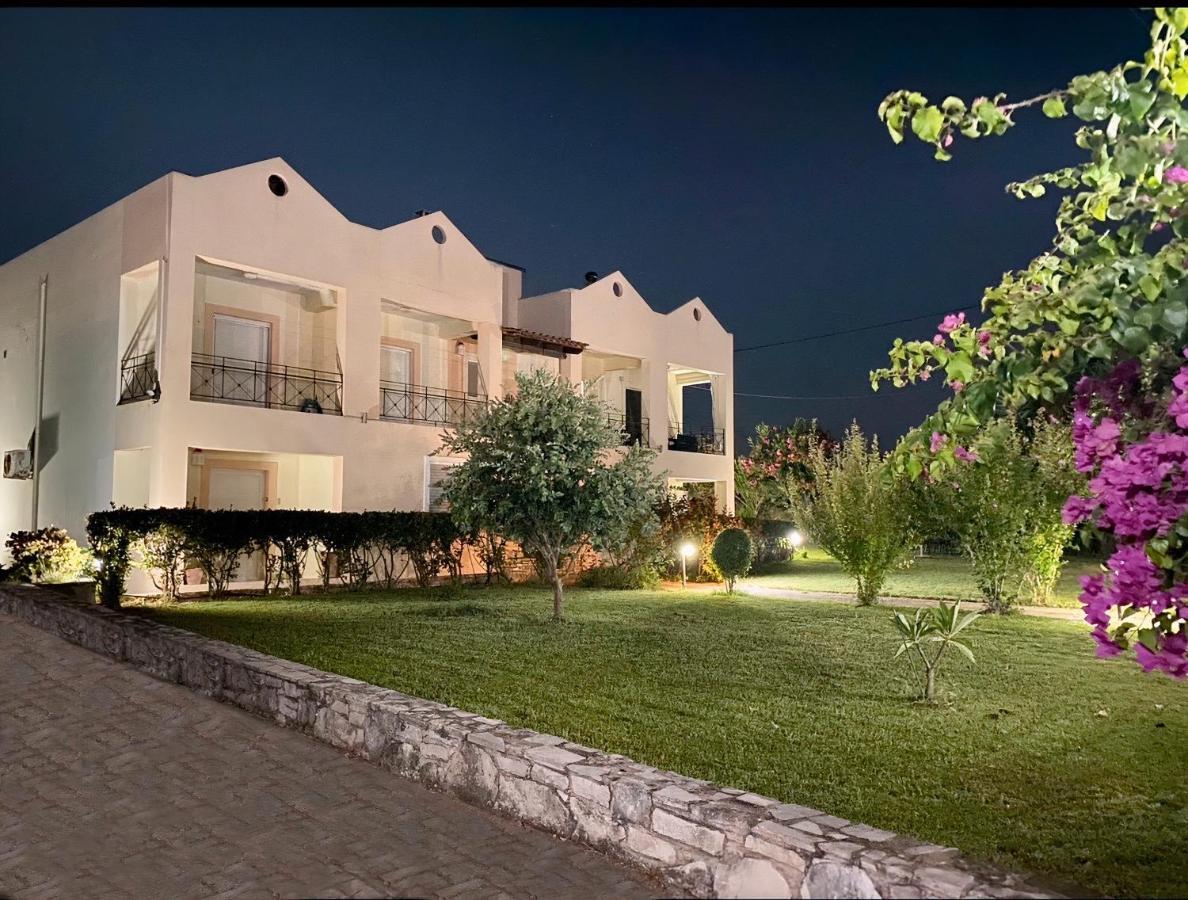 Rethymnian Modern Apartment Adelianos Kampos Exterior foto